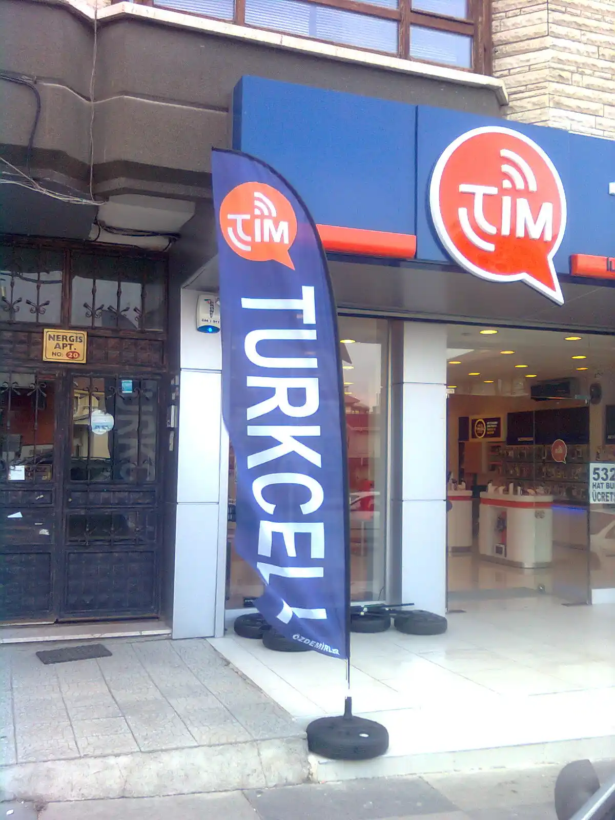 Cep Telefoncu Yelken Bayrağı-41