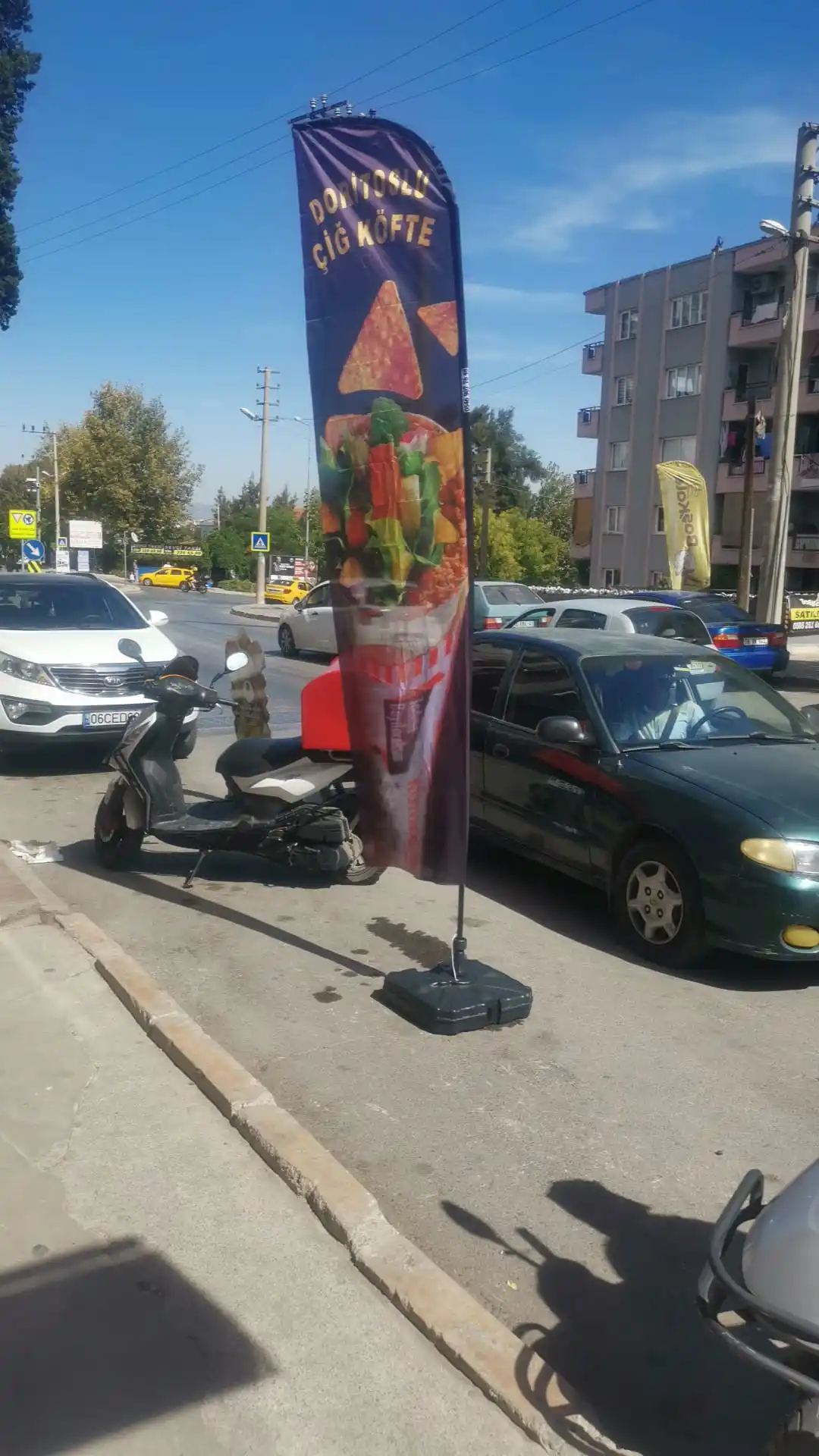 Çiğ Köfteci Yelken Bayrağı-22